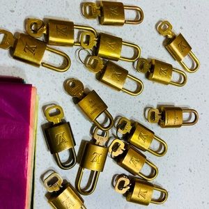Authentic louis vuitton lockset
